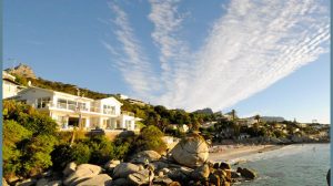 vacationista-no15-second-beach-clifton-bungalow-12
