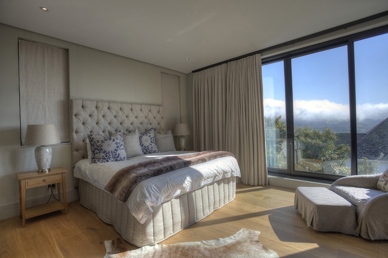 Experience Luxury at VDW House, Oranjezicht 3 Bedroom Home with