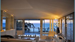vacationista-no8-clifton-bungalow-cape-town-central-rental-4beds-0001