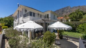 jolie blanc villa (oranjezicht) | 4 bedrooms