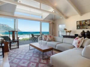 Glen Beach Bliss (Camps Bay | 3 Bedrooms)
