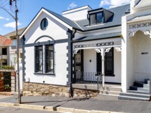 Bantry Bay Bliss (Bantry Bay l 3 Bedrooms)