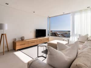 seacliff bliss (bantry bay | 2 bedrooms)