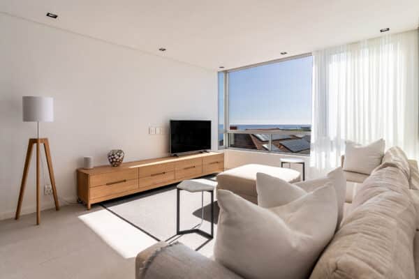 seacliff bliss (bantry bay | 2 bedrooms)