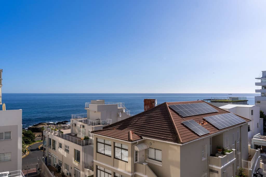 seacliff bliss (bantry bay | 2 bedrooms)