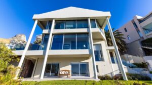 bantry bay serenity (bantry bay | 4 bedrooms)