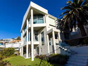 bantry bay serenity (bantry bay | 4 bedrooms)