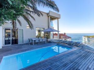 bantry bay serenity (bantry bay | 4 bedrooms)
